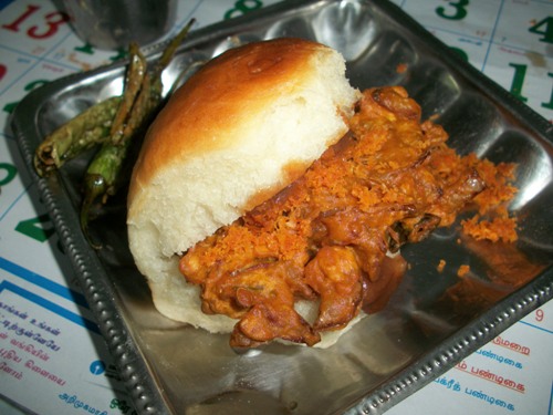 Bhajiya Pav – Indian Street Snack Recipe